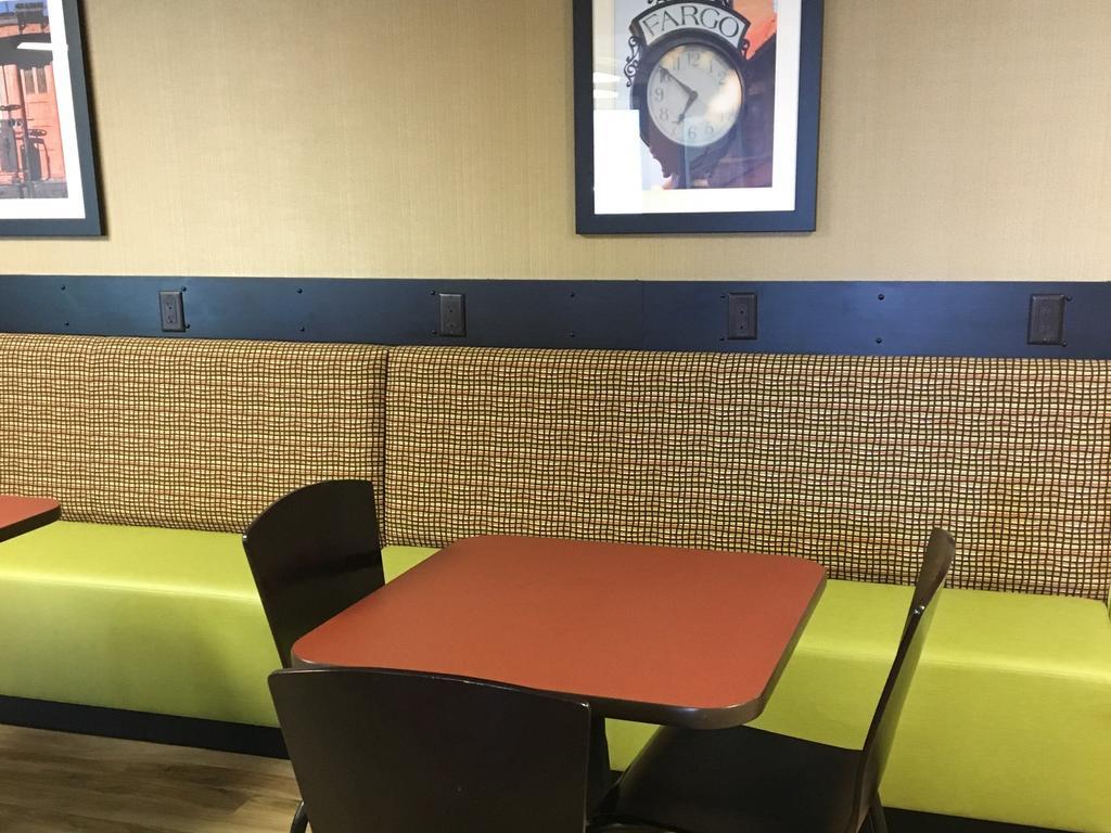 Kelly Inn 13Th Avenue 파고 외부 사진