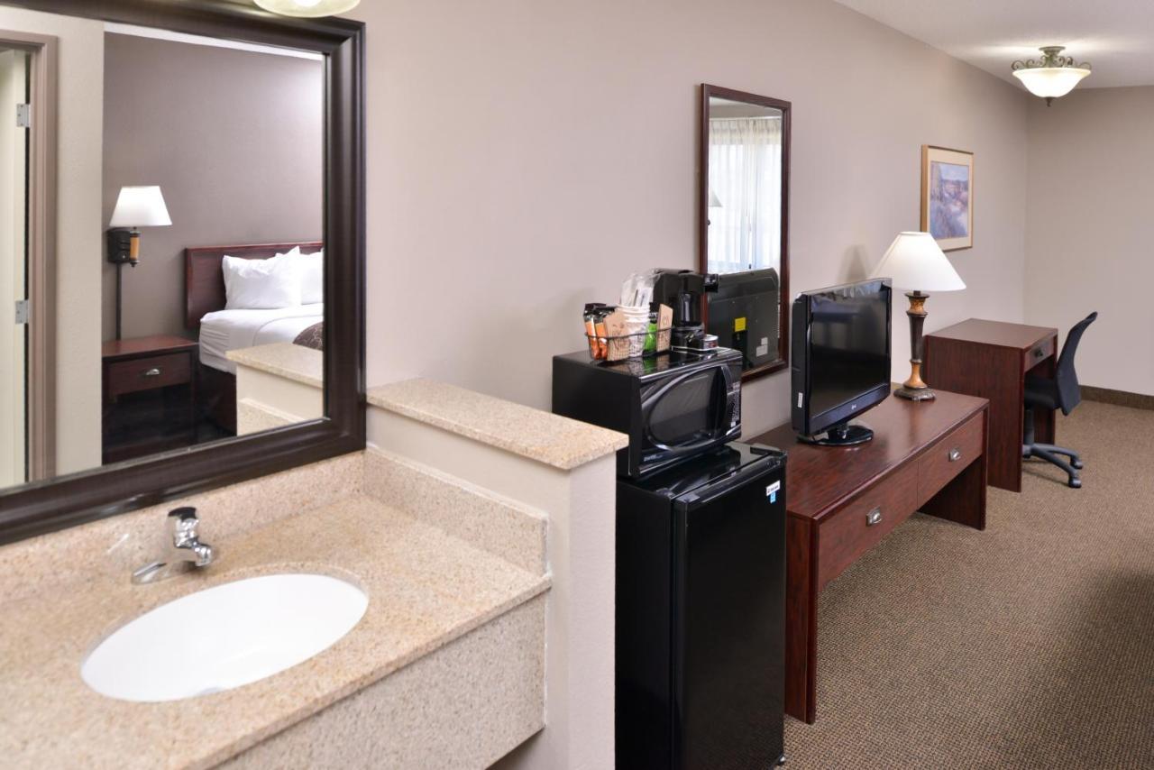 Kelly Inn 13Th Avenue 파고 외부 사진